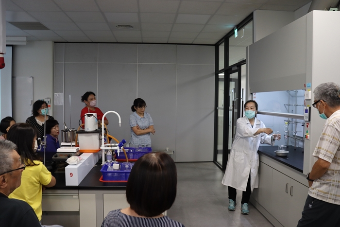 LINE_ALBUM_20250425 生活中的科學與實作-手工皂_250429_28