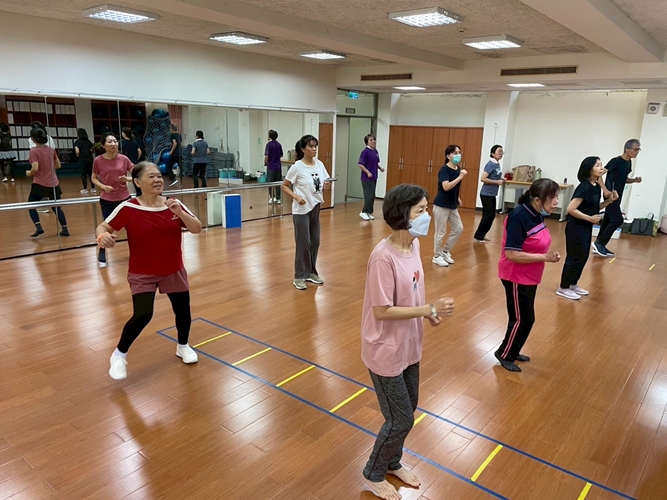 LINE_ALBUM_20250430 第八週上課_250505_33