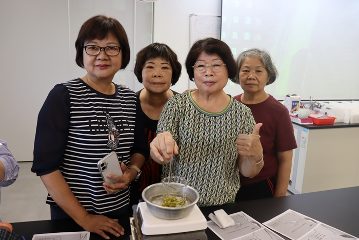 LINE_ALBUM_20250502 生活中科學與實作-左手香膏_250505_32