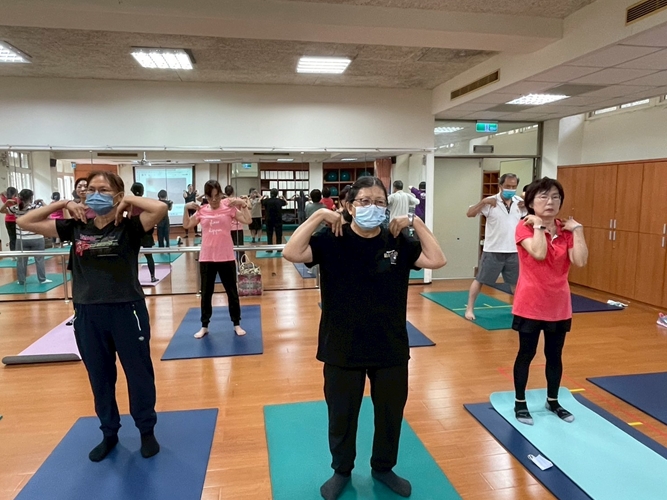 LINE_ALBUM_20250507 第九週上課_250521_29