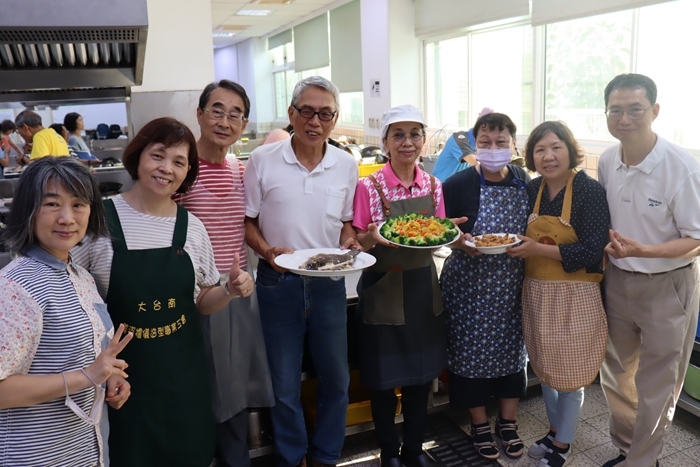 LINE_ALBUM_2025.05.05 中式料理實作_250521_121