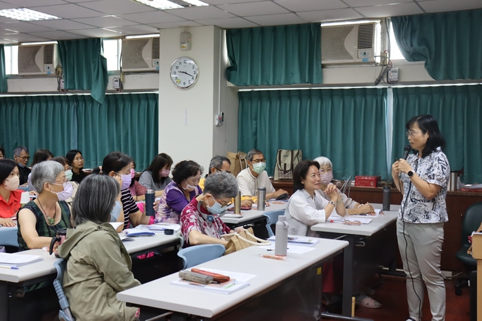 LINE_ALBUM_20250512 營養教育-逆齡新動力：高齡者的運動營養加油站_250521_18