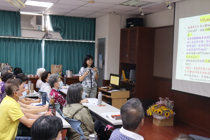 LINE_ALBUM_20250512 營養教育-逆齡新動力：高齡者的運動營養加油站_250521_24