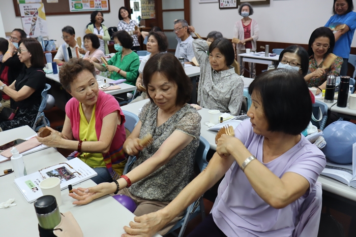 LINE_ALBUM_2025.05.19 頭皮養護DIY_250521_53