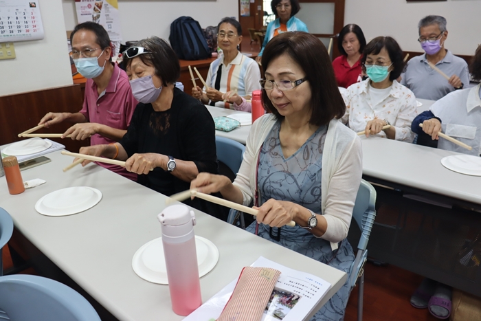 LINE_ALBUM_20250526 銀髮族身心靈音樂保健II_250604_53