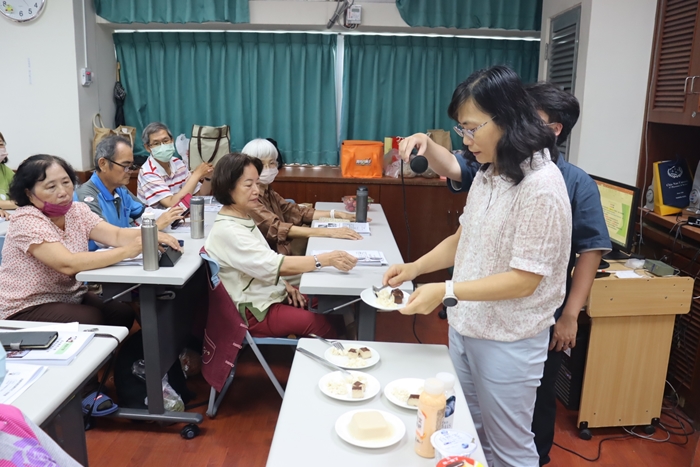 LINE_ALBUM_2025.06.02銀髮餐食設計與實作_250608_47