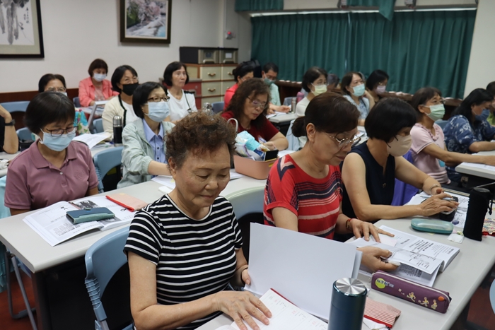 LINE_ALBUM_20250602 環境教育-生命的隱形殺手環境賀爾蒙I_250604_34