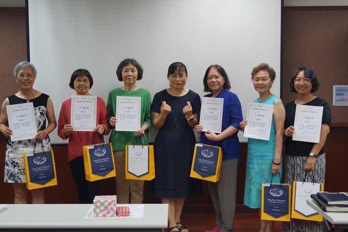 LINE_ALBUM_20250609 畢業典禮，成果及學習心得分享_250917_11