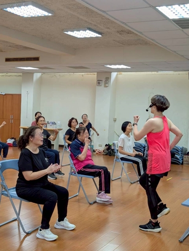 LINE_ALBUM_114-1第一週上課20251001_251015_6