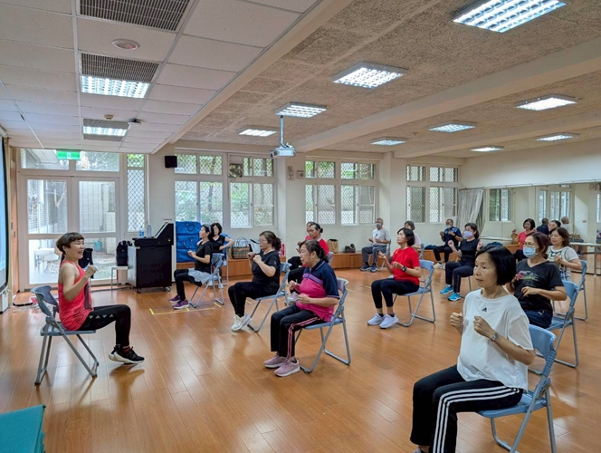 LINE_ALBUM_114-1第一週上課20251001_251015_7