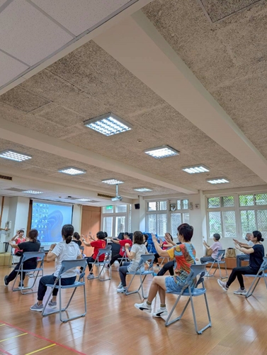 LINE_ALBUM_114-1第一週上課20251001_251015_9