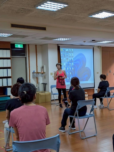 LINE_ALBUM_114-1第一週上課20251001_251015_4