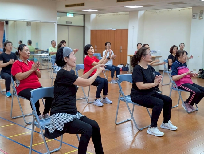 LINE_ALBUM_114-1第一週上課20251001_251015_5